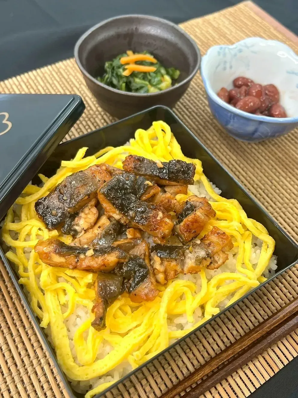 ひつまぶし丼